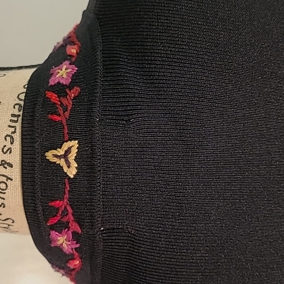 Embroidered Sweater - Picture 6 of 7